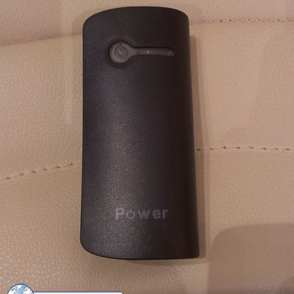 УНИВЕРСАЛНО ЗАРЯДНО POWER BANK ЗА СПЕШНО ЗАРЕЖДАНЕ - 6000 mAh