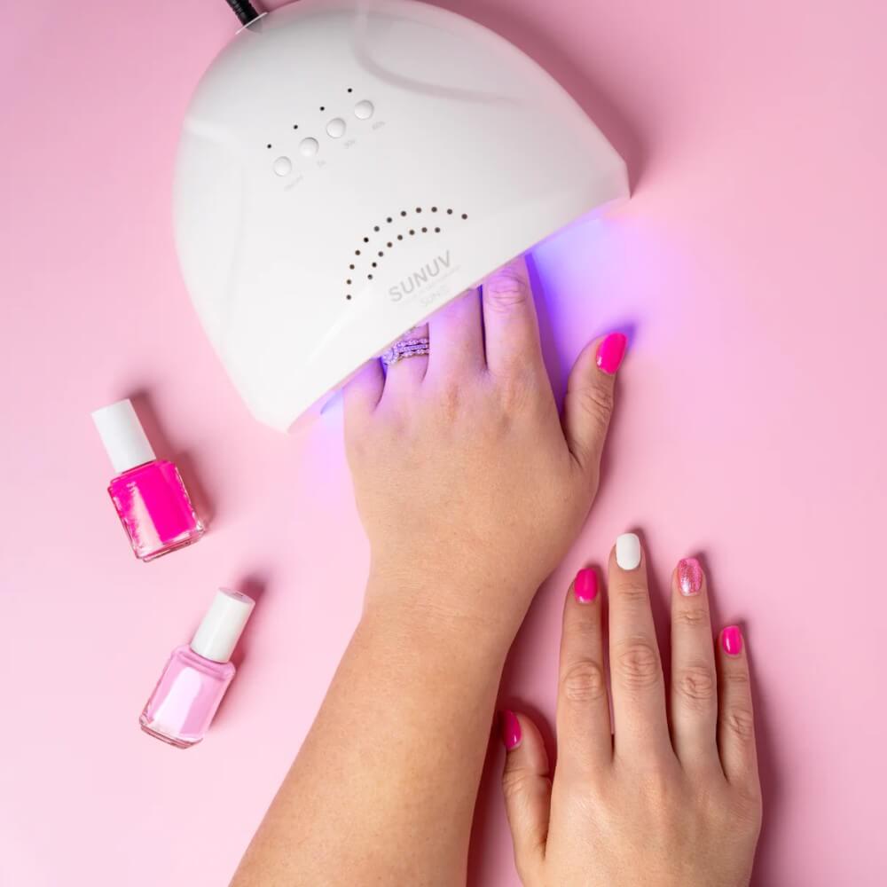 UV и LED лампи за маникюр