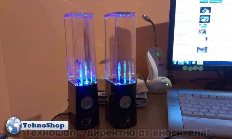СВЕТЕЩИ ТОНКОЛОНИ - СВЕТЛИННО И ЕФЕКТНО ВОДНО ШОУ – снимка 3