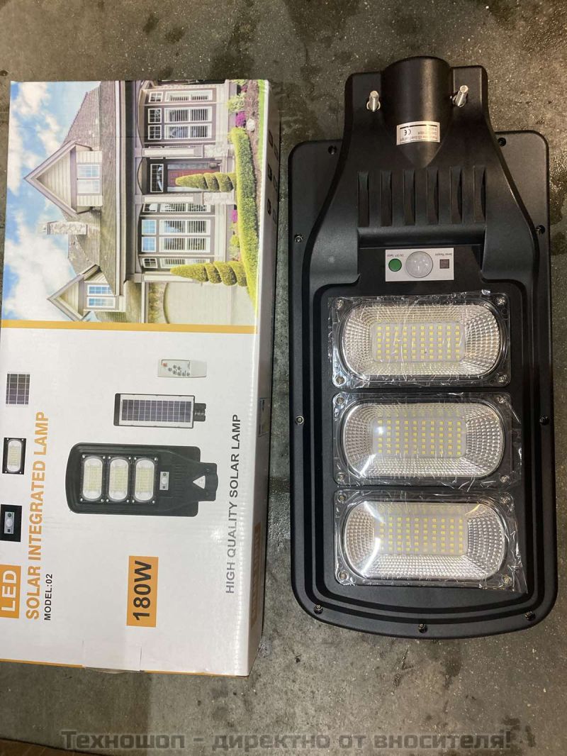 Улична соларна LED лампа с датчик за движение 180W – снимка 2