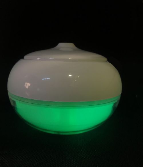 Арома дифузер - арома лампа за етерични масла модел WHITEY