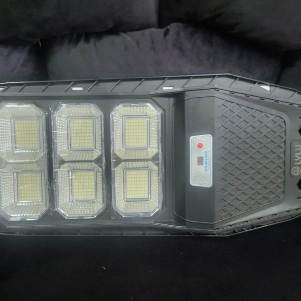 Соларна лампа 900W, IP67 - 1