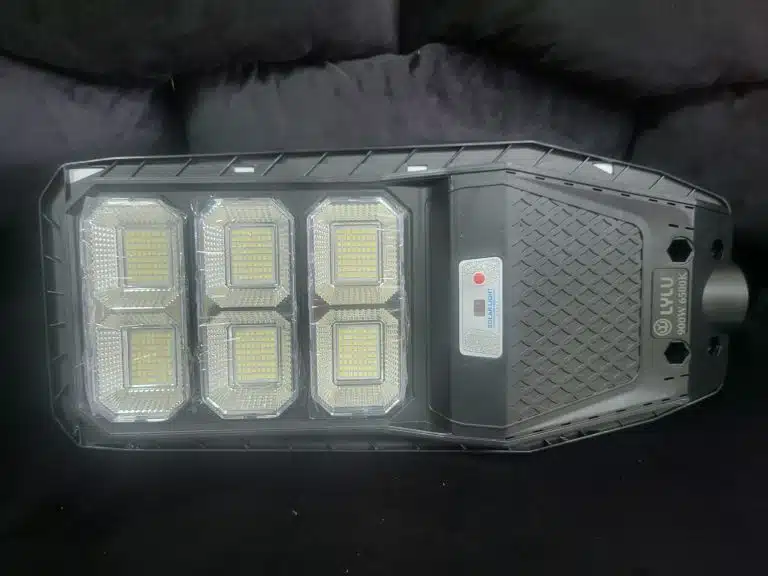 Соларна лампа 900W, IP67 - 1