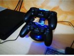 Стойка и зарядно за PS4 джойстици (dualshock), модел P4 - 6