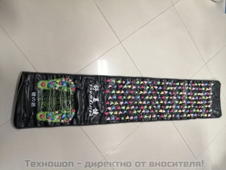 Масажираща постелка за крака